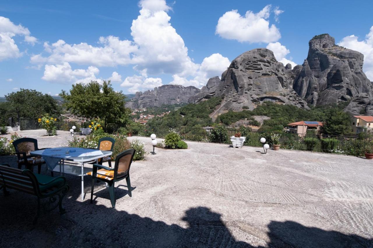 Majestic View Home Just Under Meteora Unesco Site Kalambaka Eksteriør billede